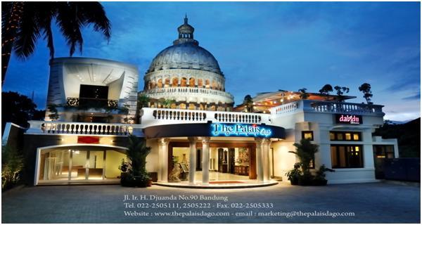 The Palais Hotel Dago Bandung Exteriör bild